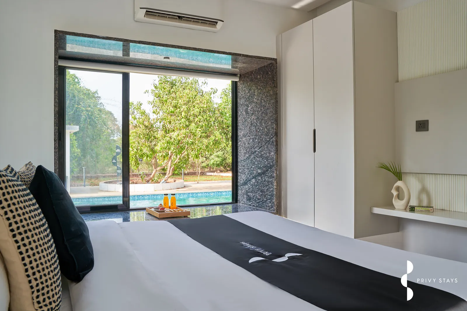 Pinnacle Villa By Privy Stays - view 5