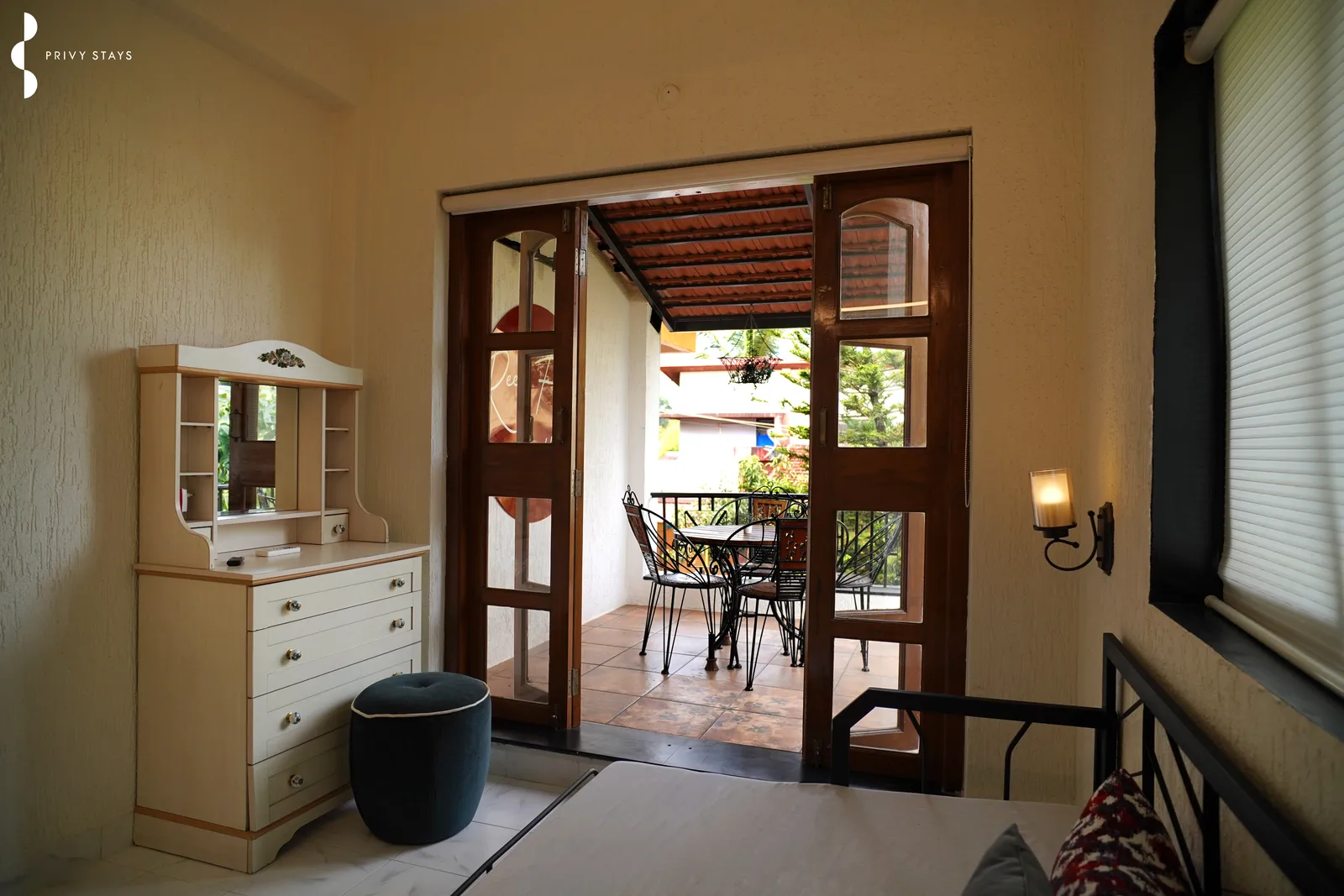 Reed Field Cottage by Privy Stays - view 4