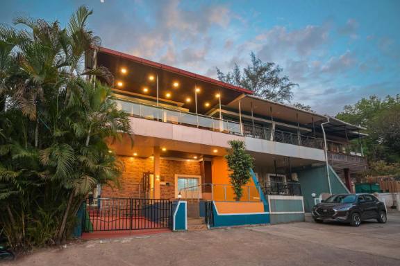 Arya Villa – view 2