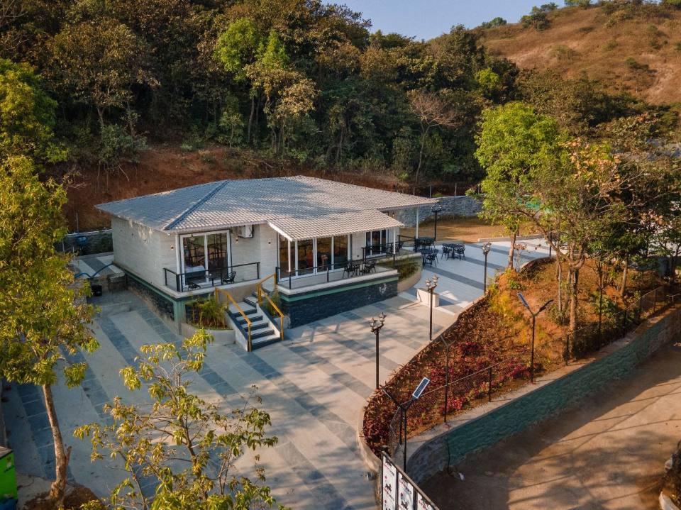 Meadows Villa – view 3