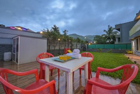 Modi Villa – view 3