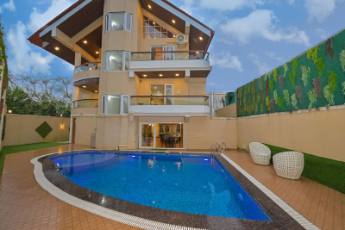 The World Villa