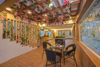 The World Villa – view 2