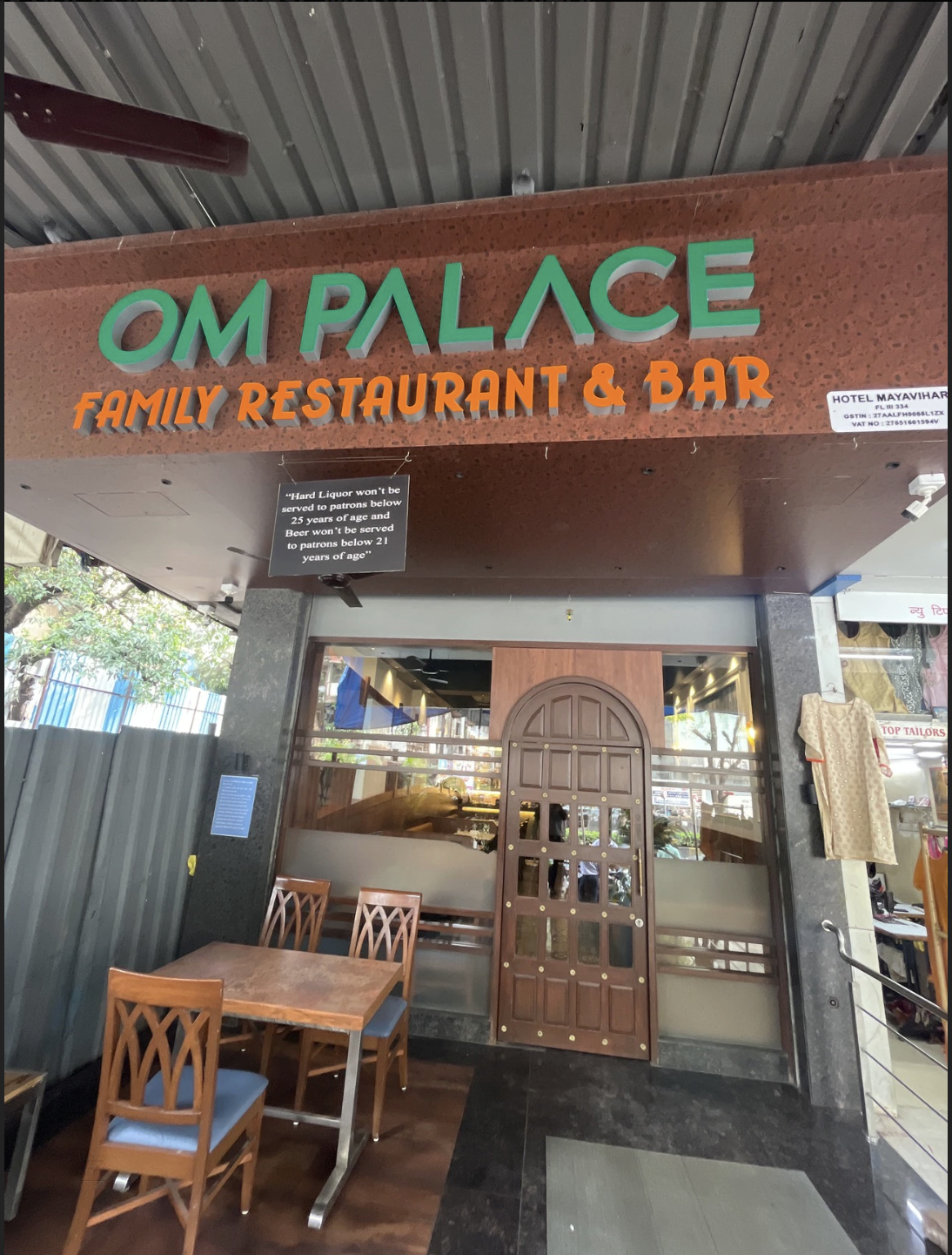 Om Palace Restaurant & Bar